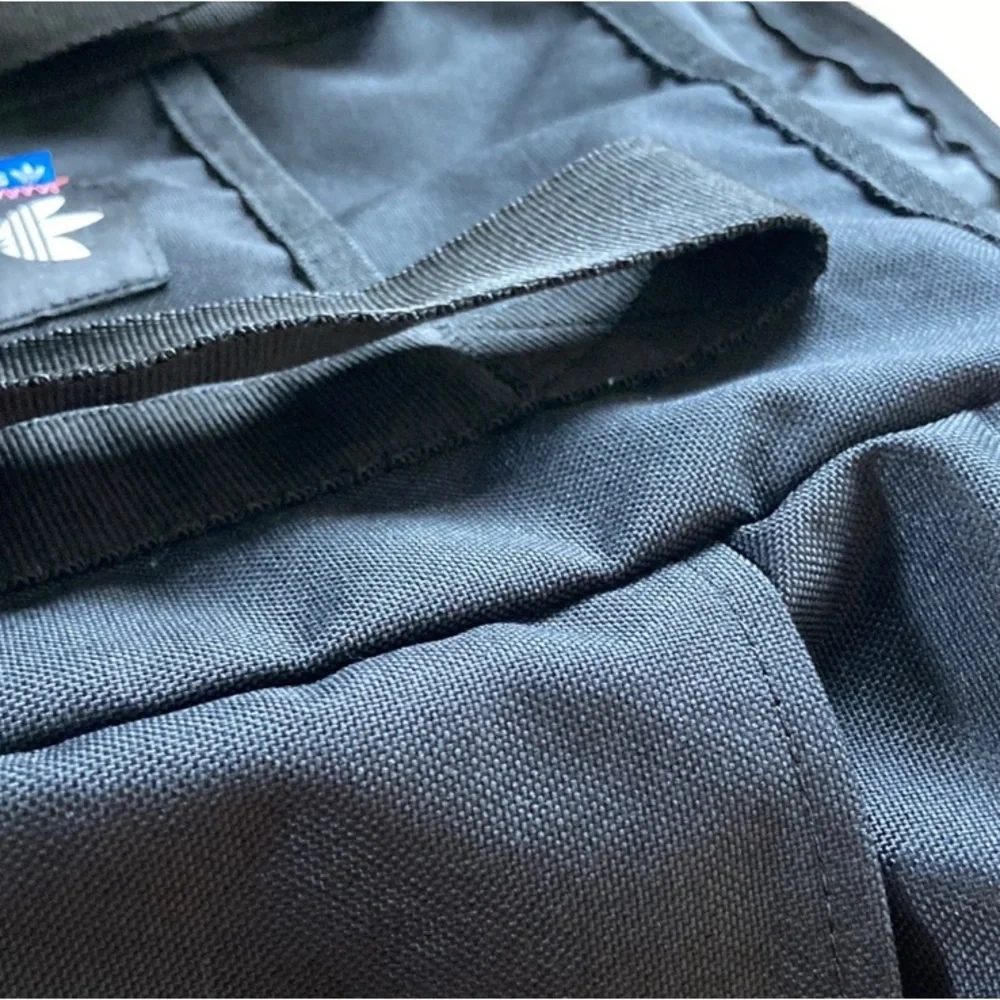 Adidas Originals Tote Bag - Picture 4 of 9